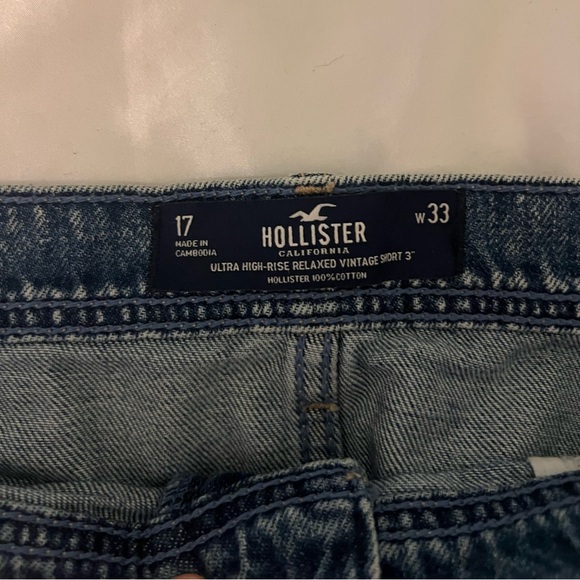 Vintage Jean Shorts W/ Cow Print Painted Pockets - Picture 3 of 3